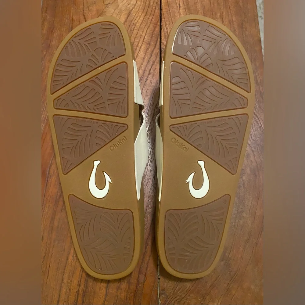 OluKai Kīpe‘a ‘Olu Women’s Leather Slide Sandals Puka Tan Size 8 - Picture 5 of 8